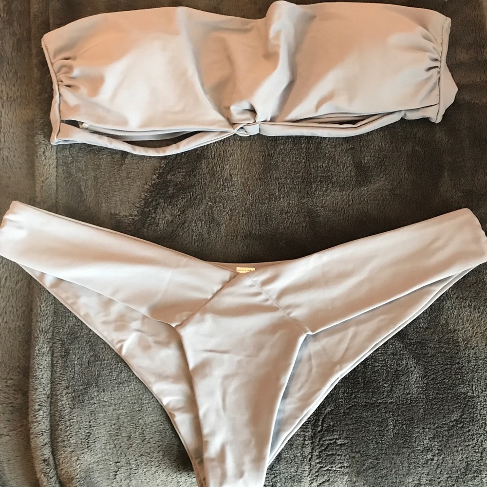 Knot Bandeau Bikini - LARGE!
